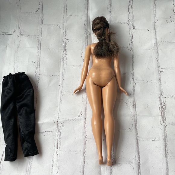 Barbie Curvy front he fashionista Collection dolls - Picture 6 of 7